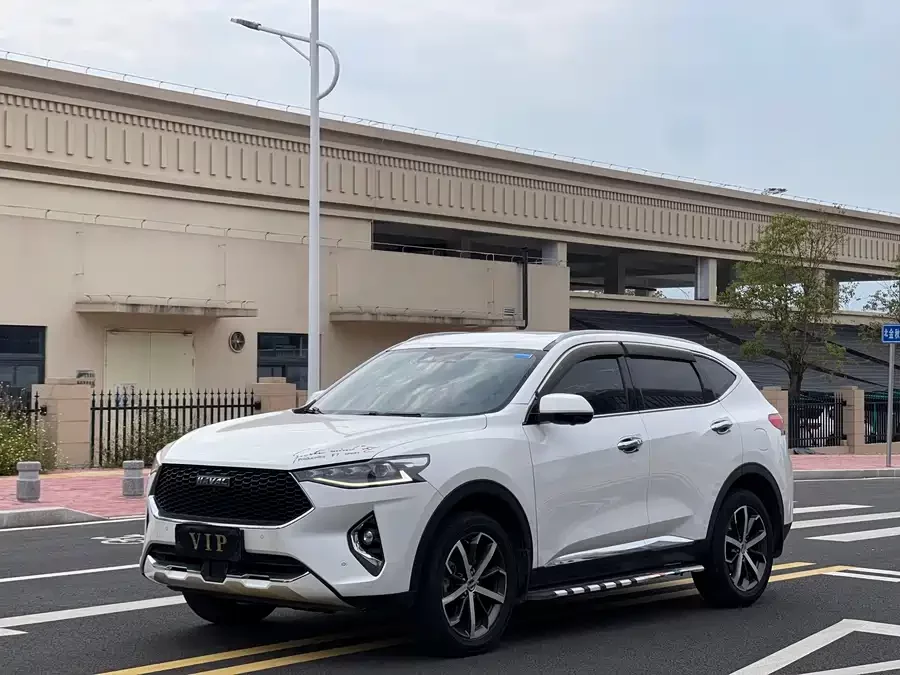 Haval F7