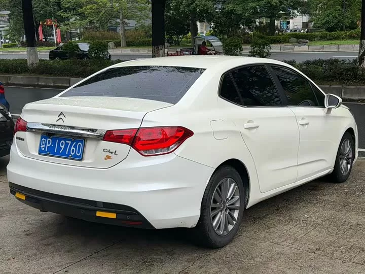 Citroën C4L