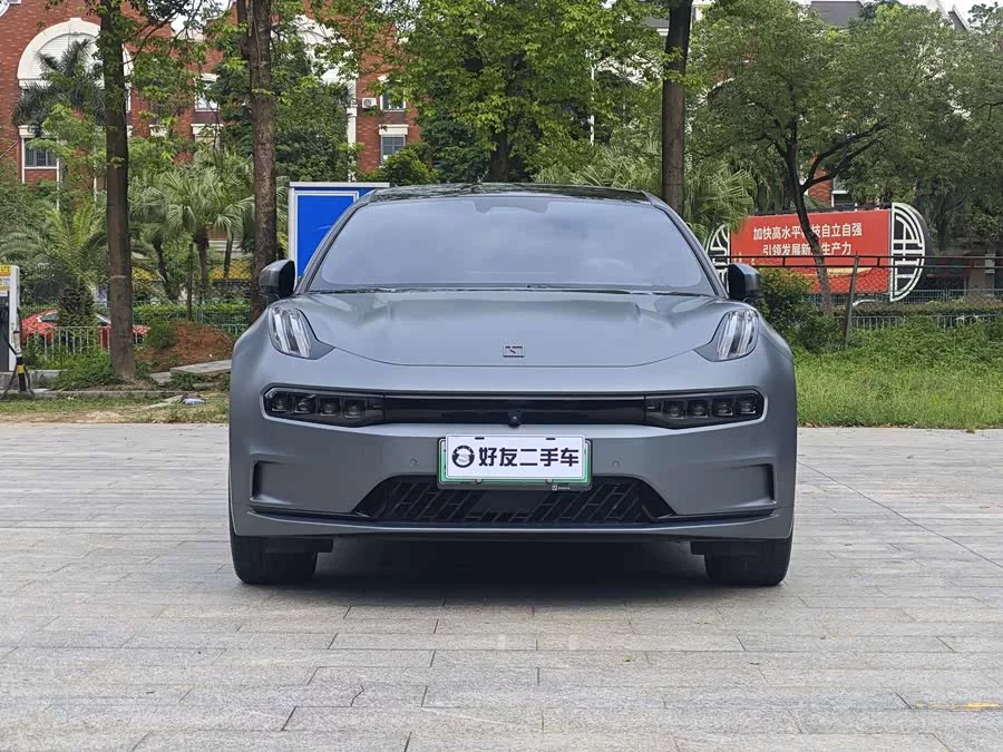Zeekr 001