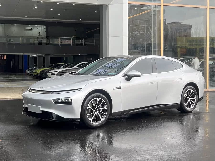 Xpeng P7