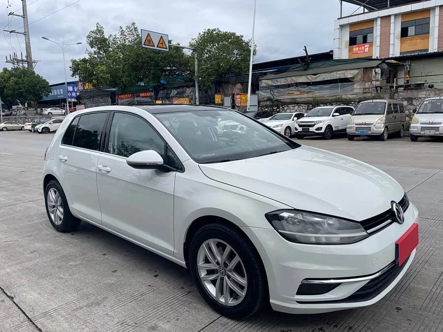 Volkswagen golf