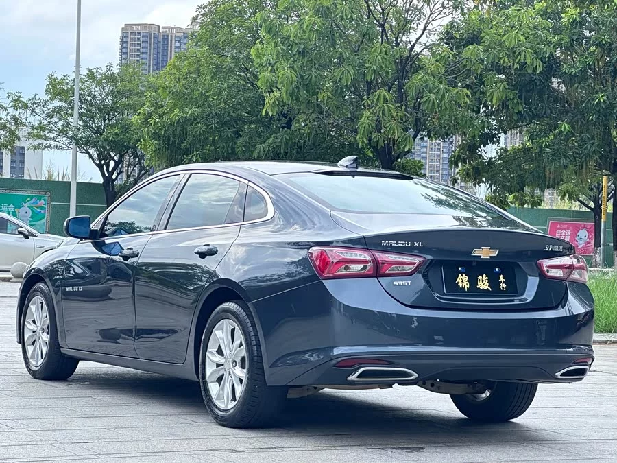 Chevrolet Malibu XL