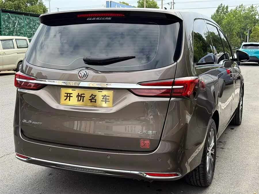 Buick GL8