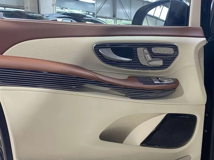 Mercedes Benz Class V