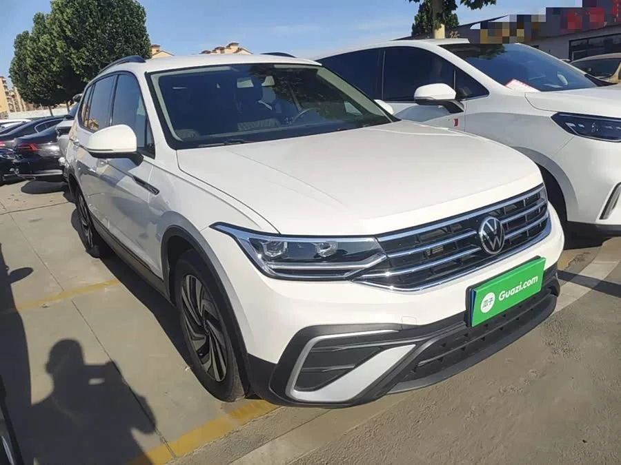 Volkswagen Tiguan L