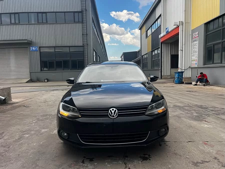 Volkswagen Sagitar