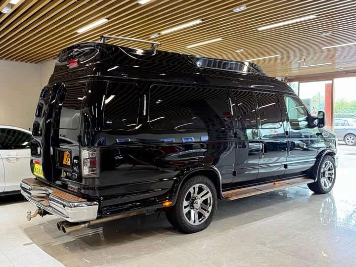 Ford E350