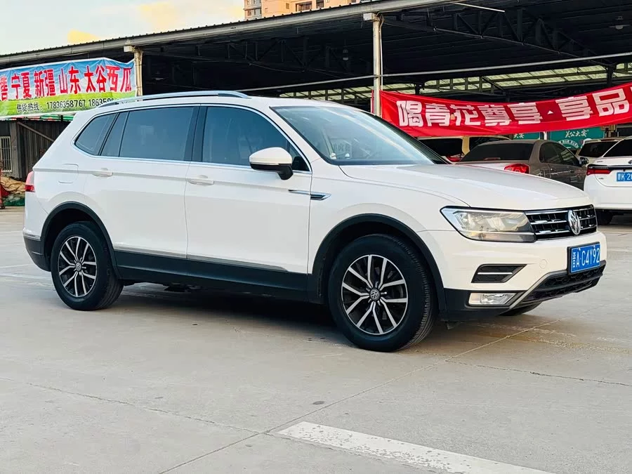 Volkswagen Tiguan L