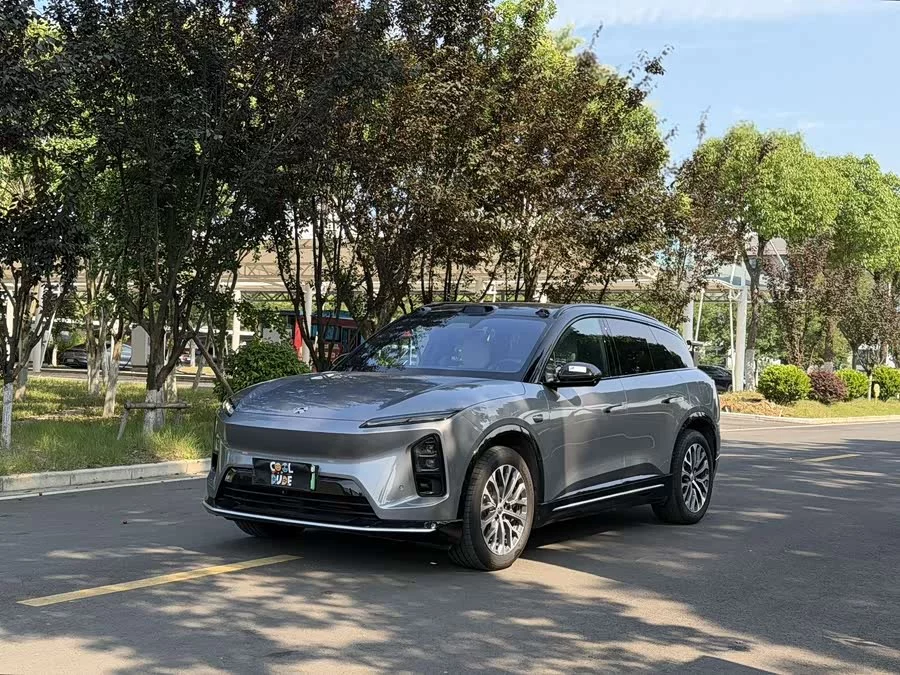 NIO ES6