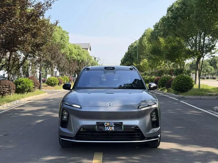 NIO ES6