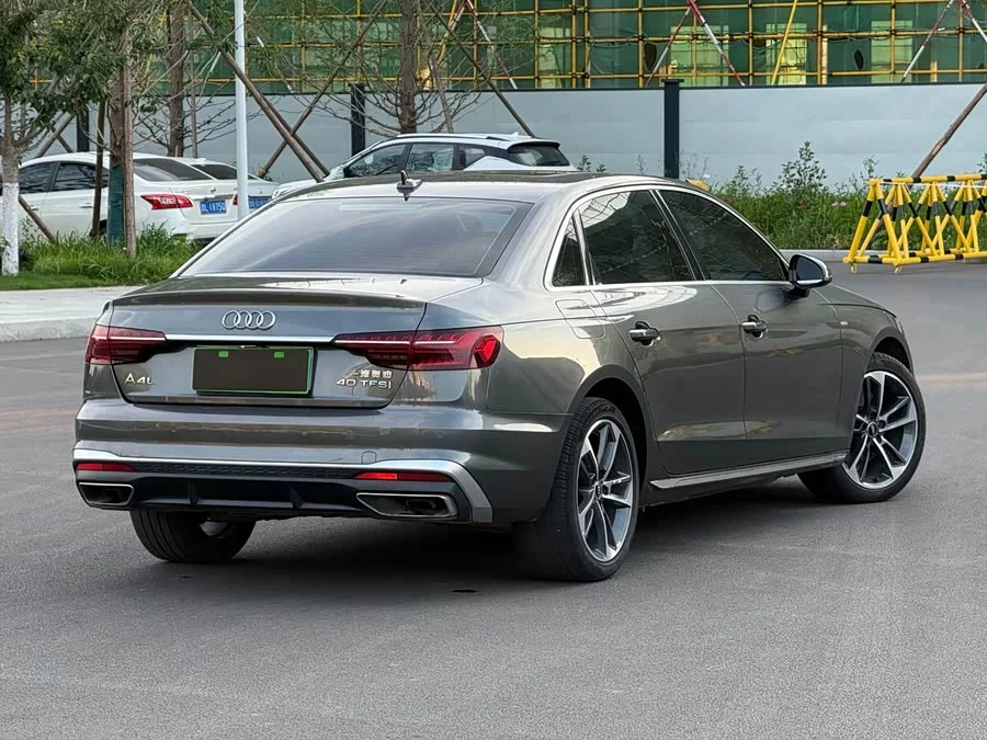 Audi A4L