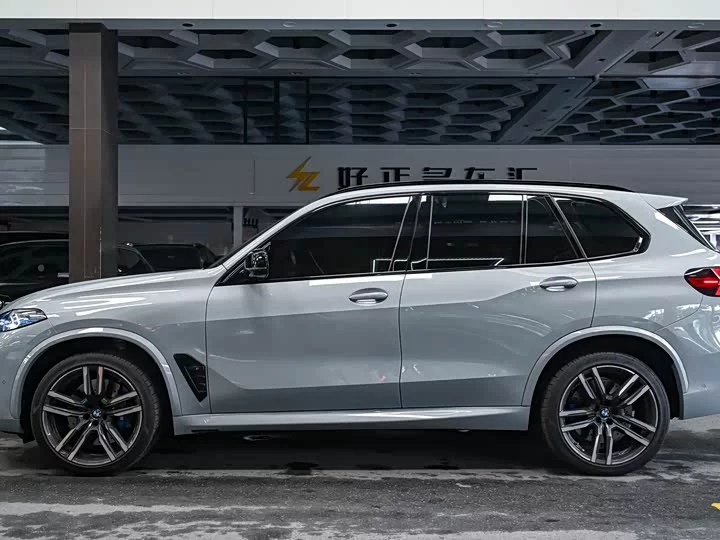 BMW X5 M