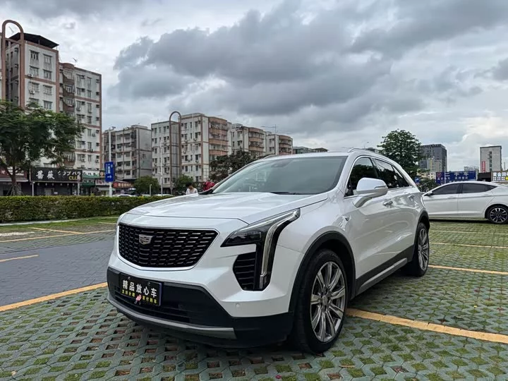 Cadillac XT4