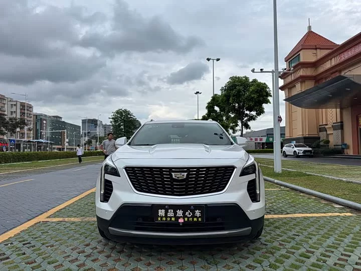 Cadillac XT4
