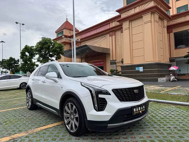 Cadillac XT4