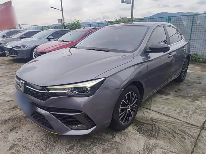 Roewe i5