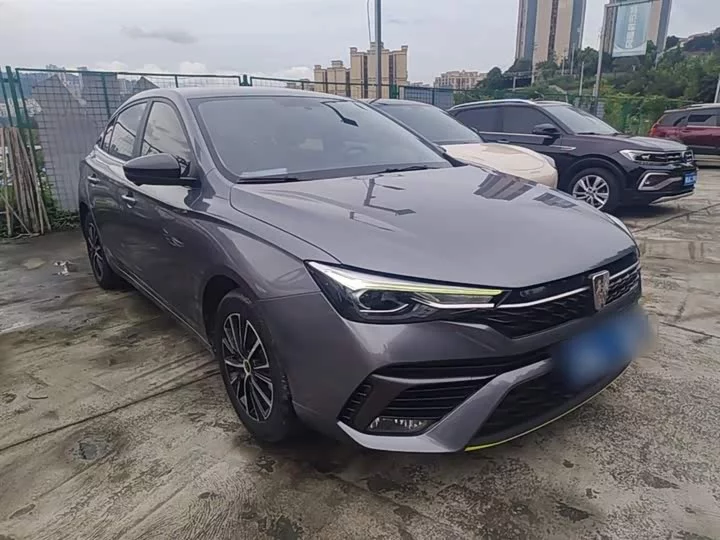 Roewe i5