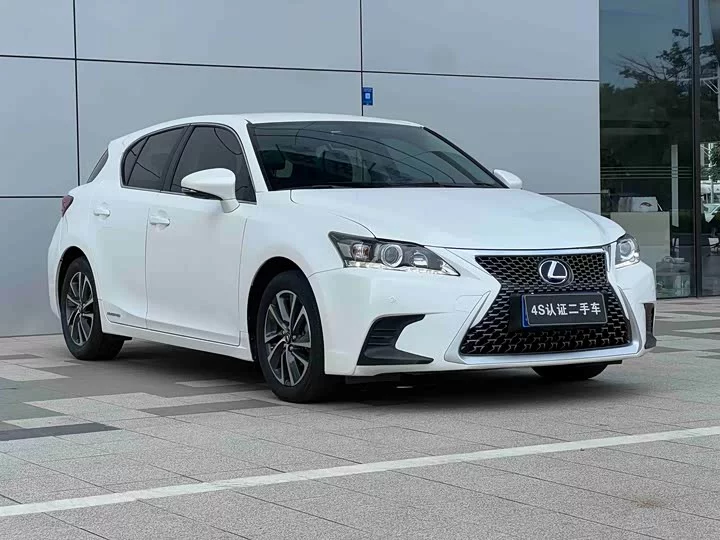 Lexus CT