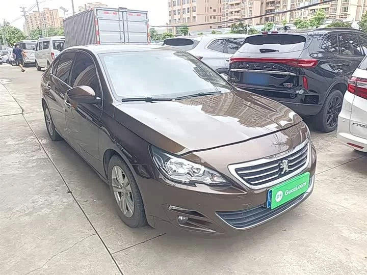 Peugeot 408