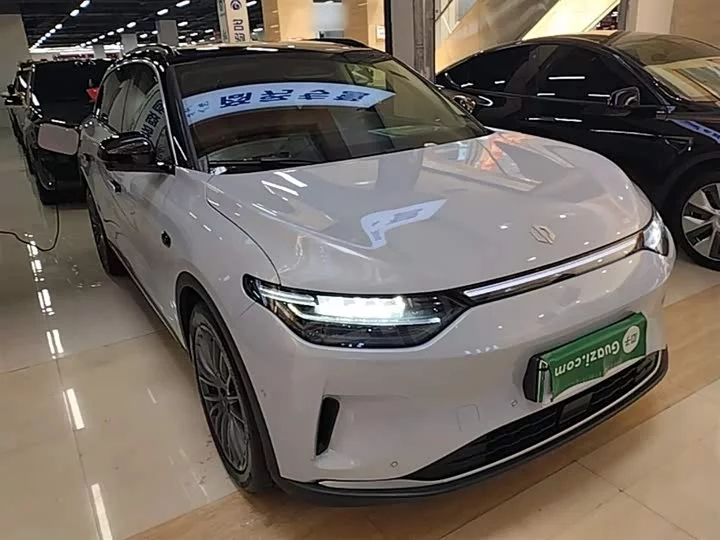 Leapmotor Zero running C11