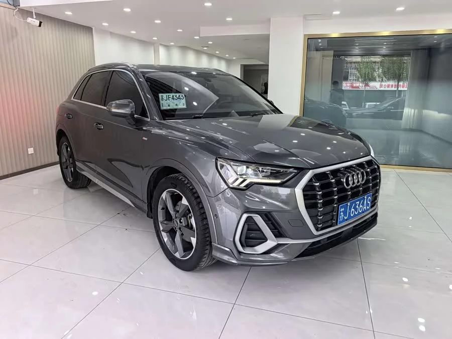 Audi Q3