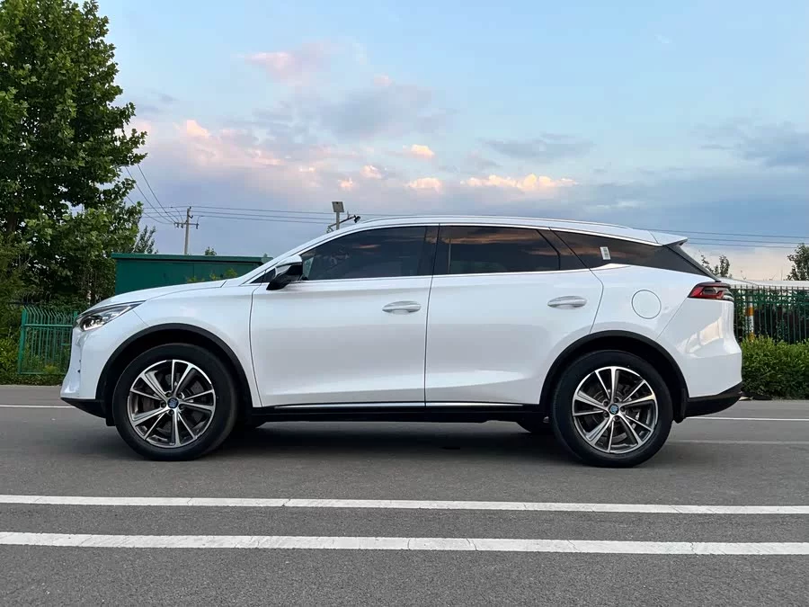 BYD Tang New Energy