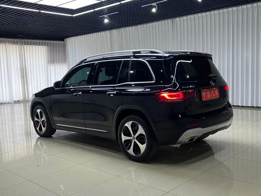 Mercedes Benz GLB