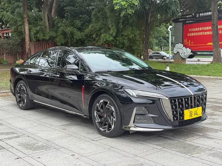 Hongqi H6
