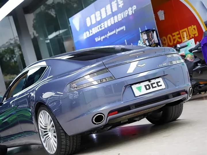 Aston Martin Rapide