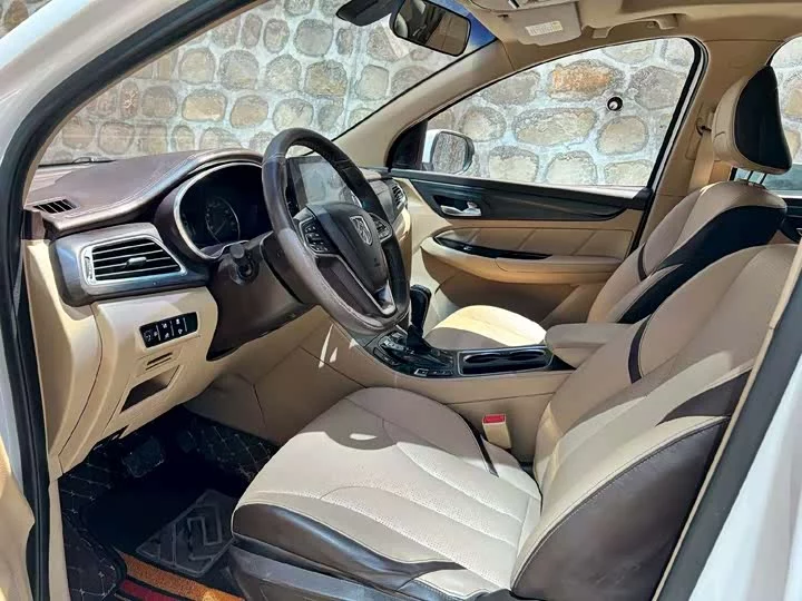 Baojun 730