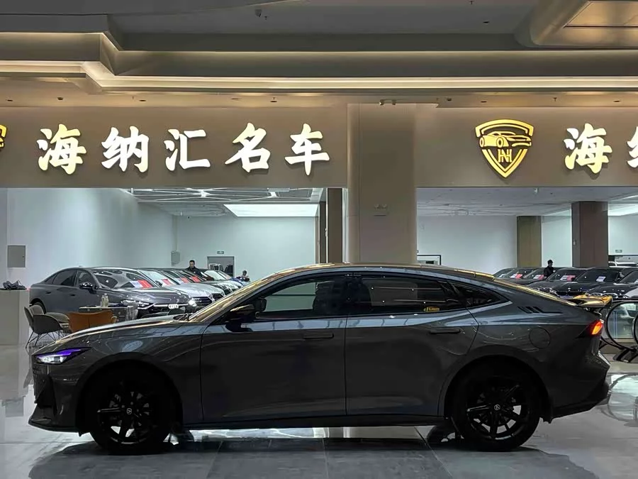 Changan UNI-V