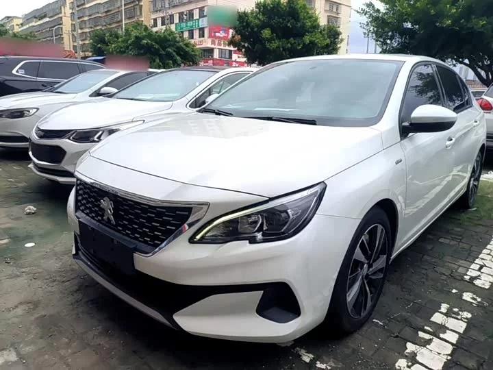 Peugeot 408