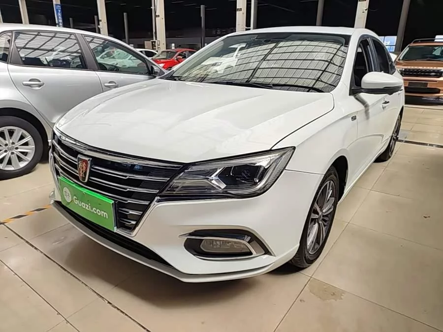 Roewe i5