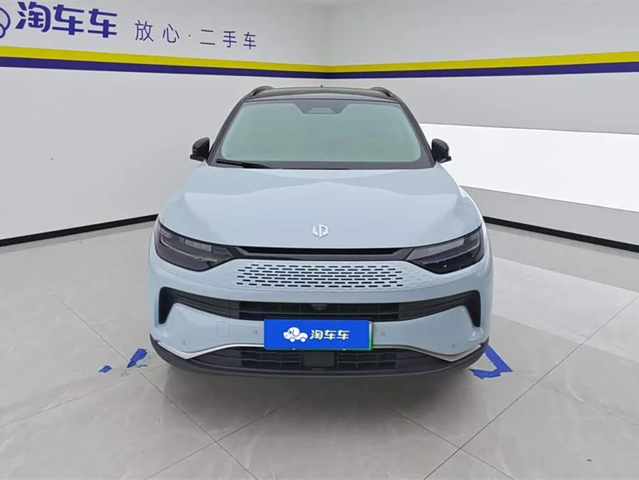Leapmotor C11