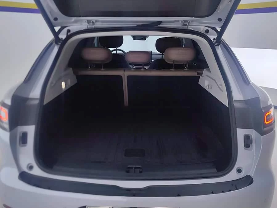 Leapmotor C11