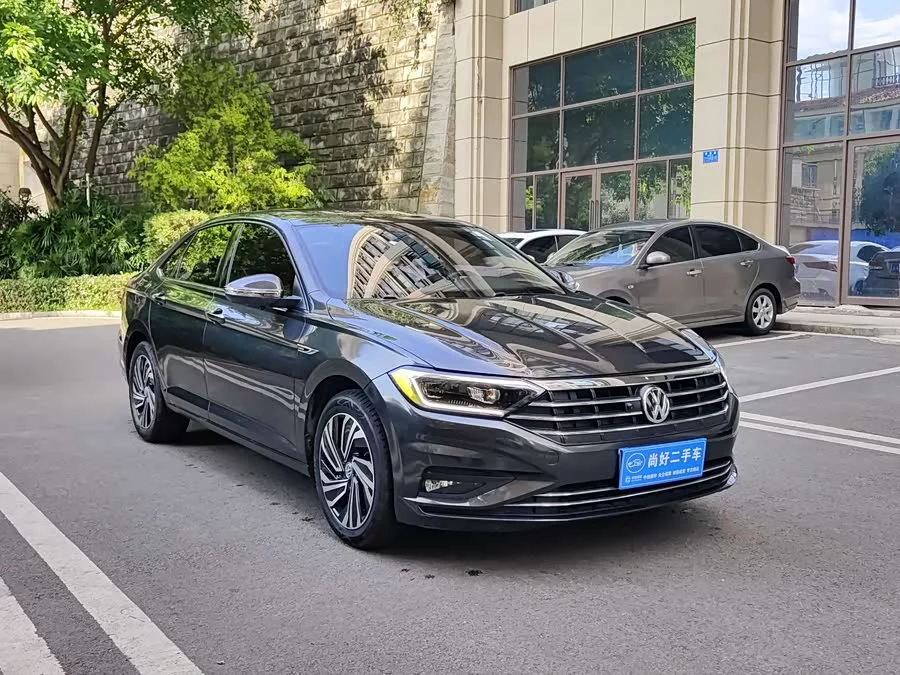 Volkswagen Sagitar