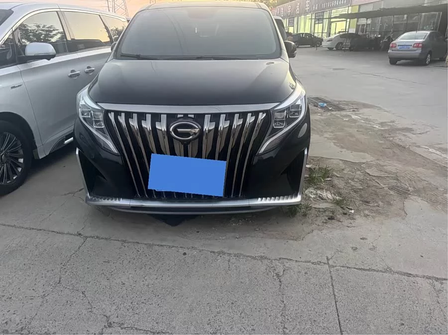 GAC Trumpchi M8