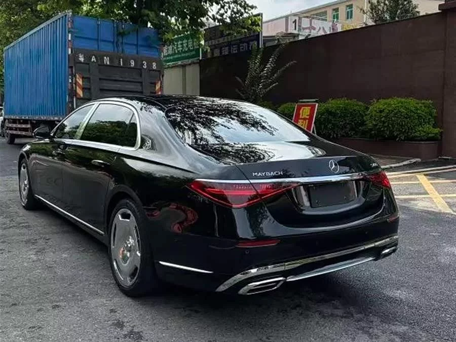 Mercedes Benz Maybach S-Class