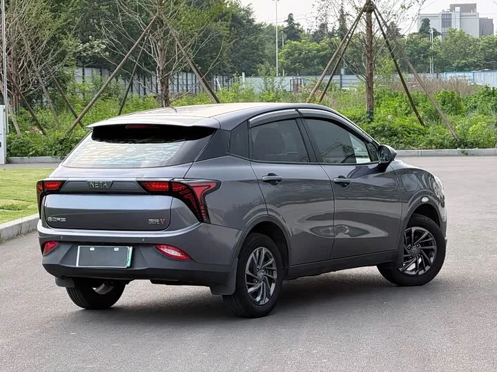 NETA Nezha V