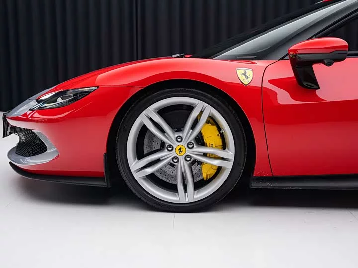 ferrari 296