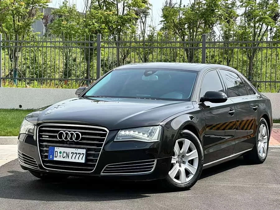 Audi A8