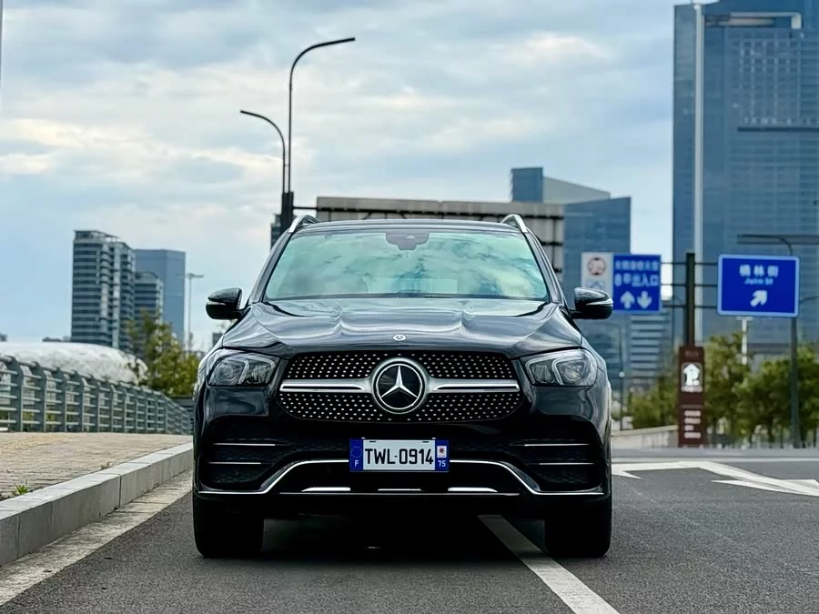 Mercedes Benz GLE (Imported)