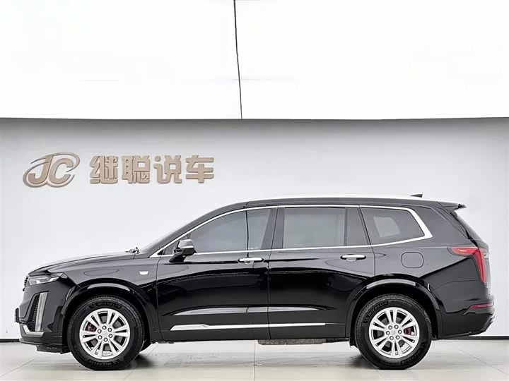 Cadillac XT6