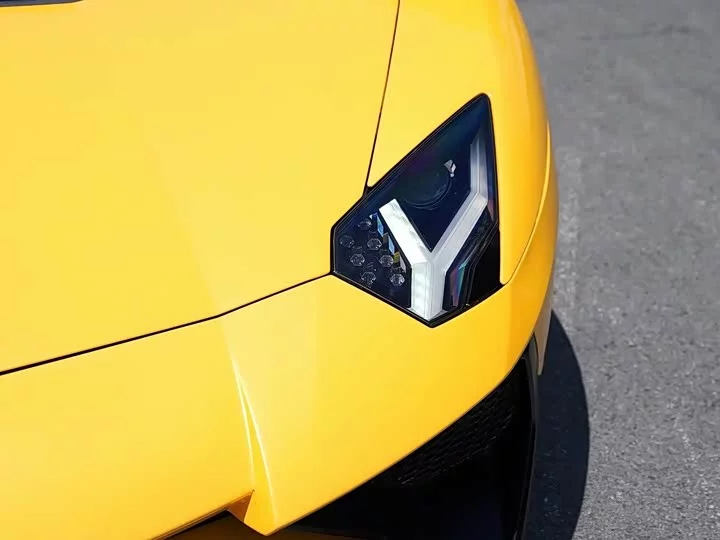Lamborghini Aventador