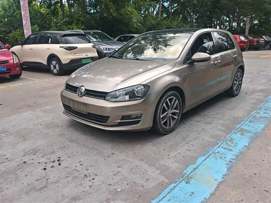Volkswagen golf