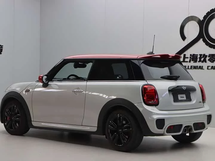 MINI JCW