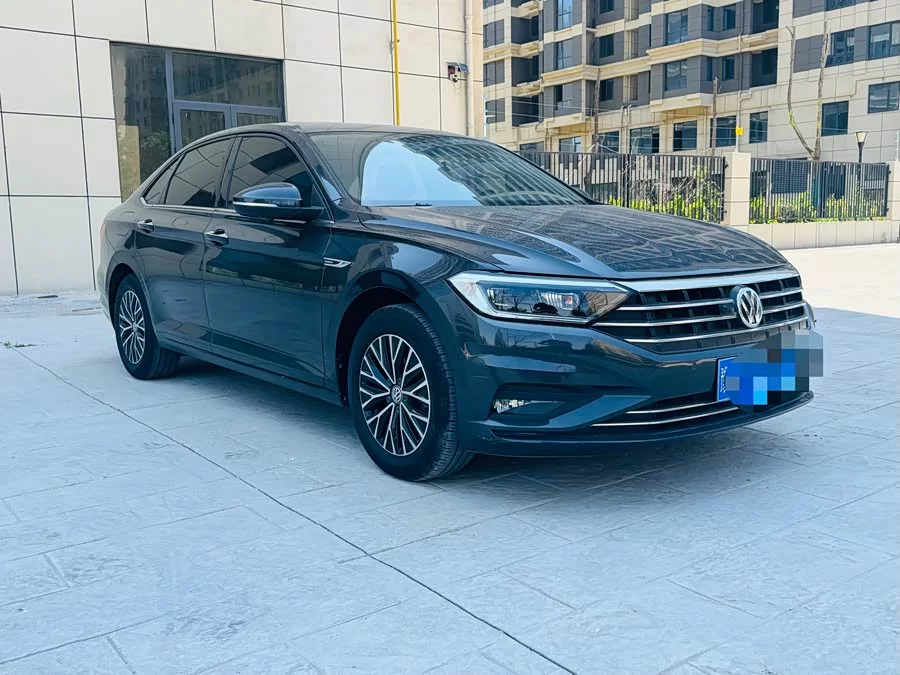 Volkswagen Sagitar