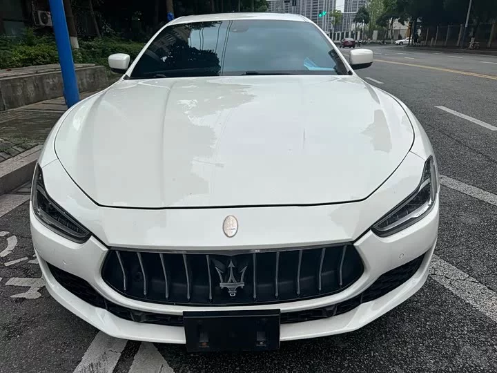 Maserati Ghibli