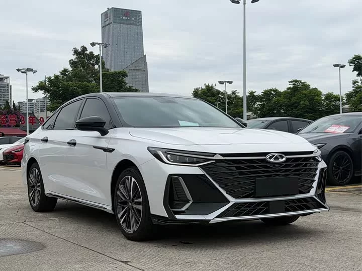 Chery Arrizo 8