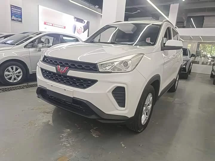 Wuling Hongguang S3